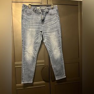 Massimo High Rise Jegging